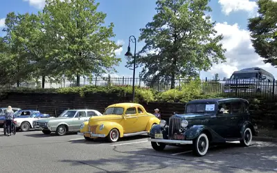 Roosevelt Care Center Cruise In
